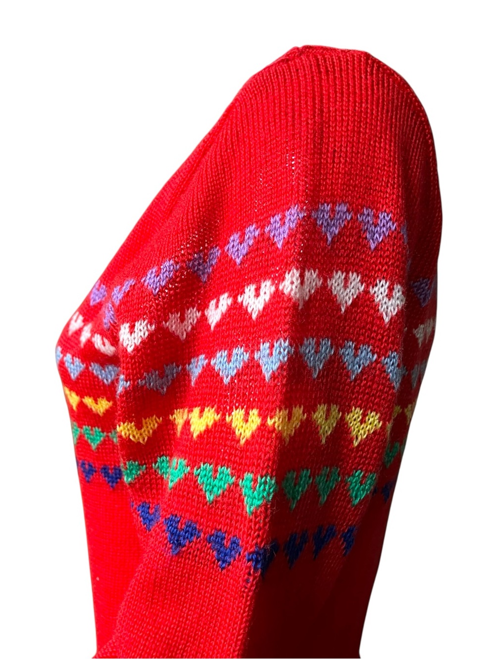 Red Heart-Pattern Women's Sweater - Picture 3 of 5